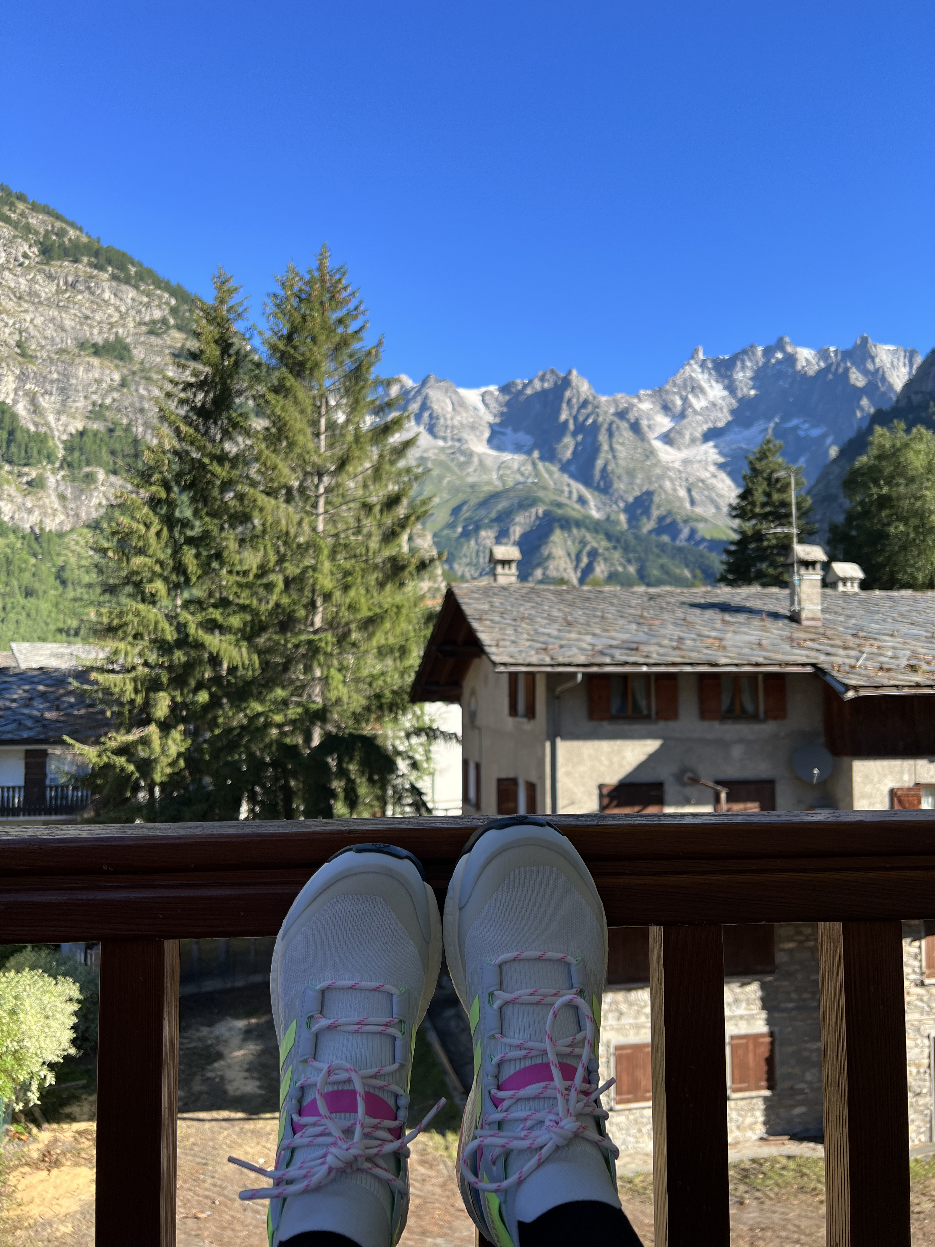 Why You Should Check out Charming Courmayeur Italy